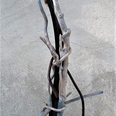 Pâmoison / Bois, métal, acrylique, h.112 cm, 2007